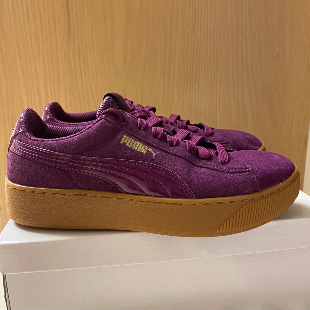 Brand New PUMA Suede Sneakers